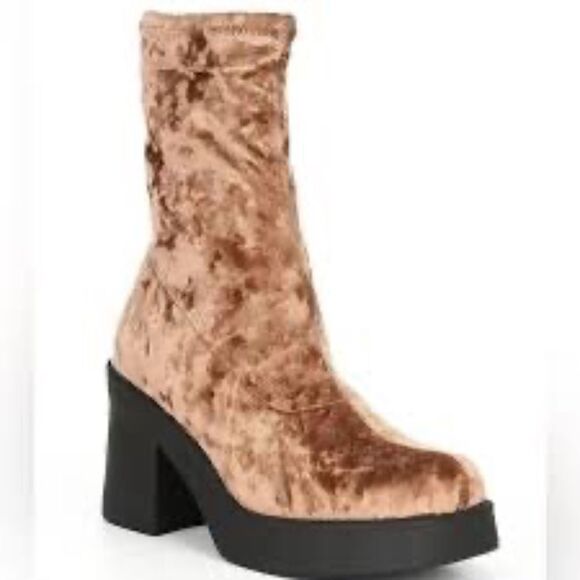 Steve Madden | Shoes | Steve Madden Klayton Crushedvelvet  Steve Madden Klayton Crushed Velvet Platform Side Zip Stretch  Booties‎ Sz 7